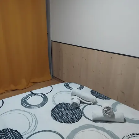 Apartamento Avec Et Salon - Entree Autonome - Internet Brest